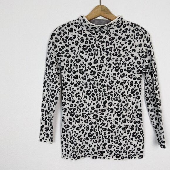 LOFT Black & White Leopard Print Mock Neck Sweater Size XXS - Picture 3 of 9